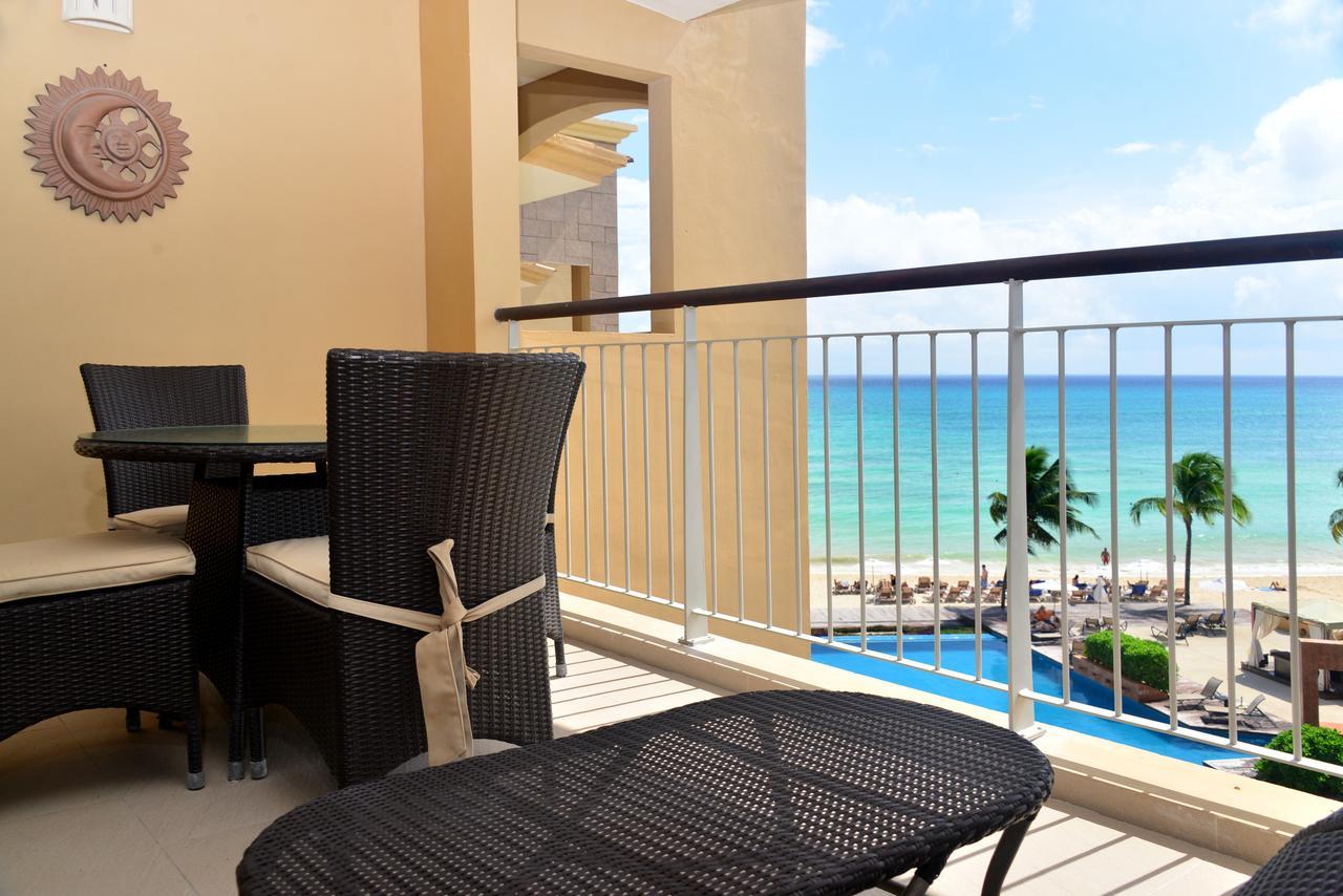 Apartahotel El Faro By Your Way *